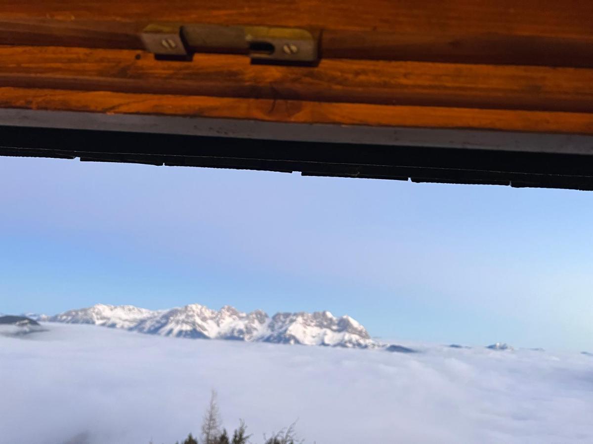 Hocheckhuette On Top Of The Kitzbuehel Hahnenkamm Mountain Kitzbühel Exterior foto