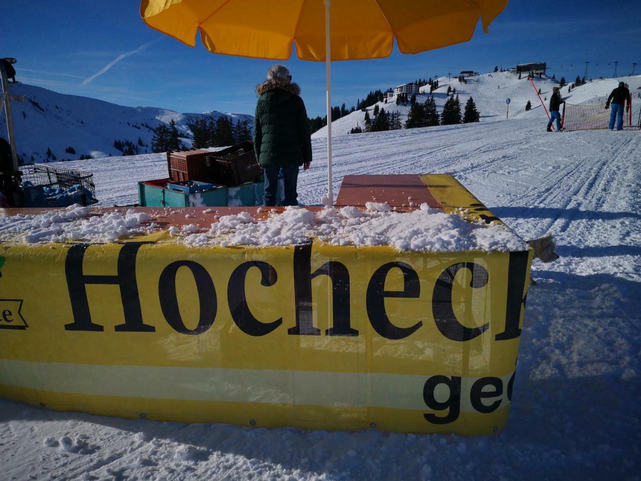 Hocheckhuette On Top Of The Kitzbuehel Hahnenkamm Mountain Kitzbühel Exterior foto